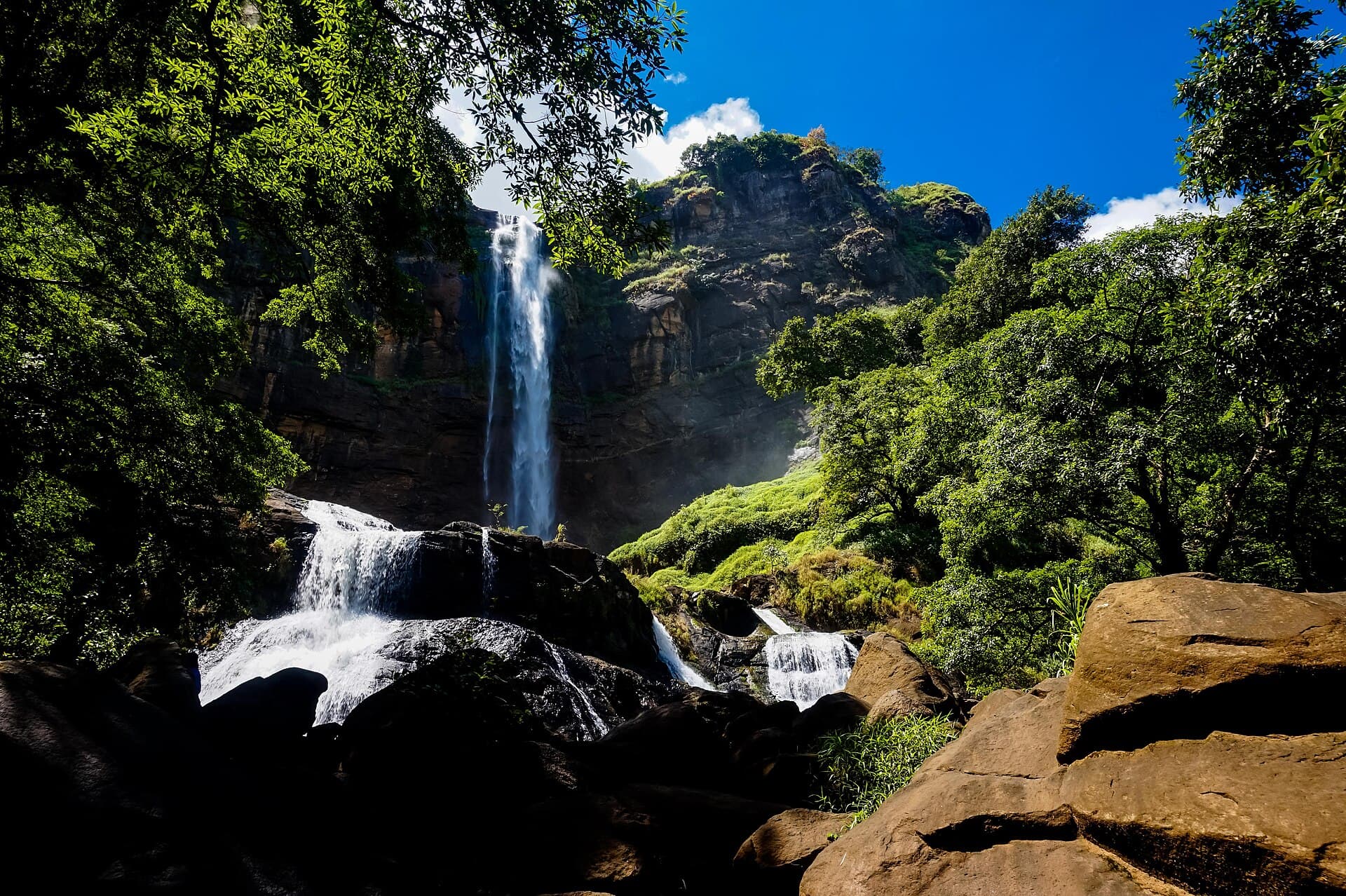 Pemandangan Curug Cikanteh